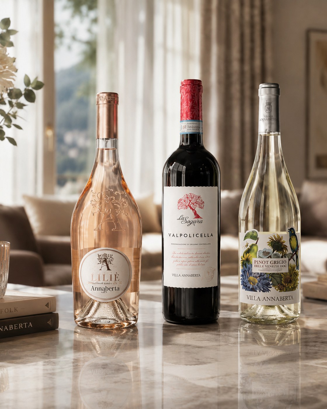 Bottiglie Lilie Annaberta, La Sogara Valpolicella e Pinot Grigio Villa Annaberta